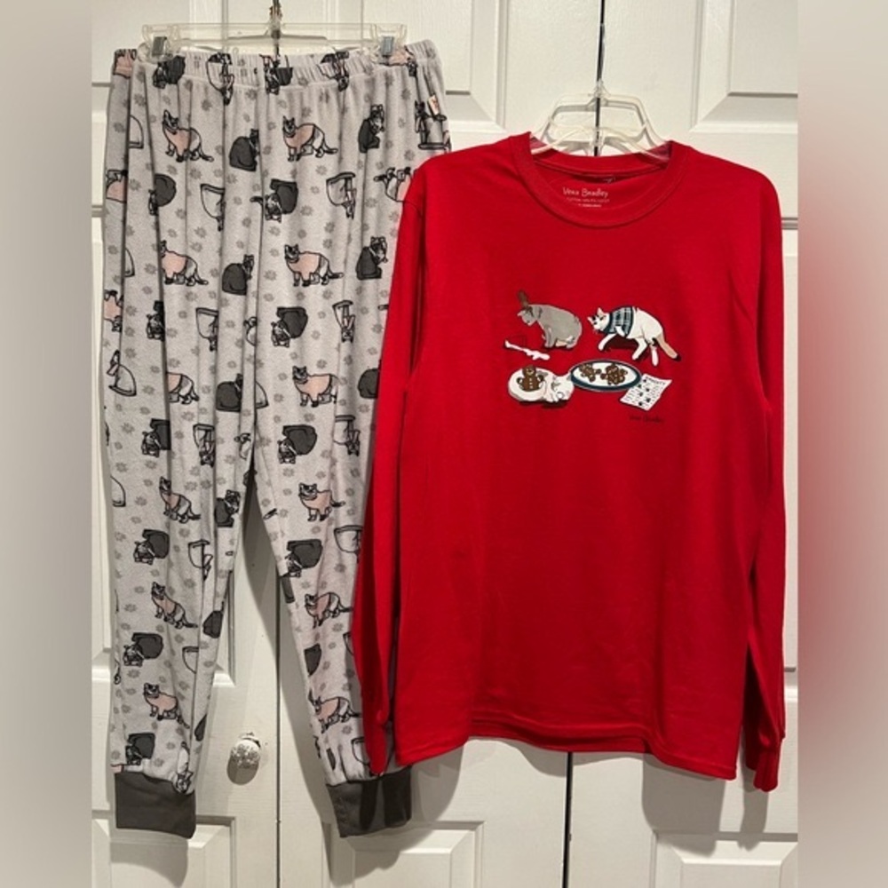 VERA BRADLEY❤️Cat 2 Pc X-Mas PJs - Long Sleeve, Cats & 🍪 Top & Gray Cat Pants